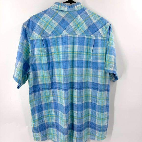 Clear Water Outfitters ShortSleeve Button Down Shirt - Picture 3 of 7